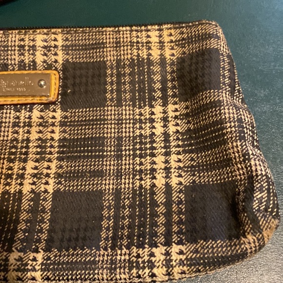 💫 Tignanello Wristlet - Picture 4 of 14